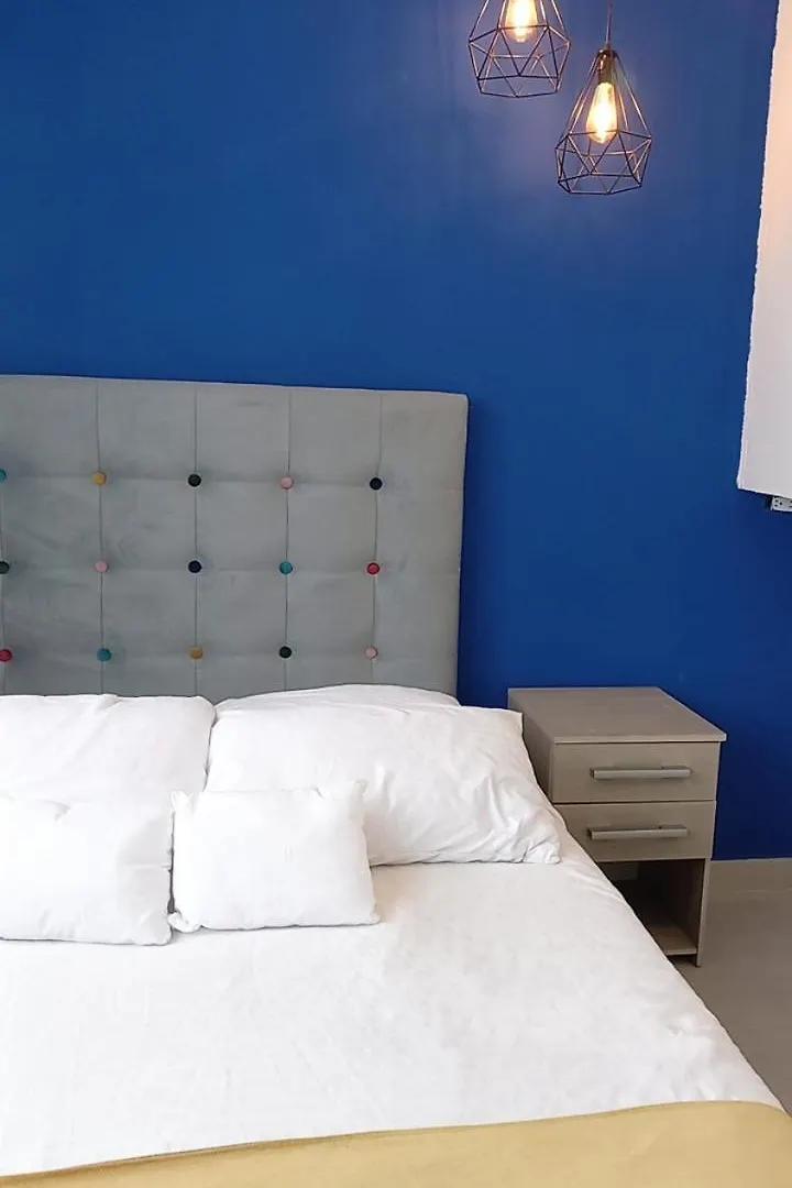Apartasuites Bogota Manzini Kolombiya