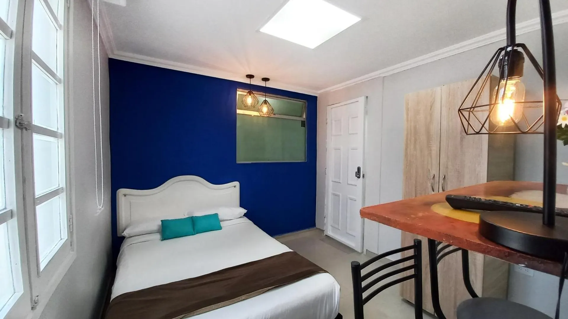 Apartasuites Bogota Manzini 0*,  Kolombiya