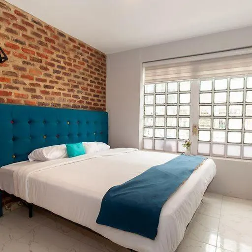 Apartasuites Bogota Manzini