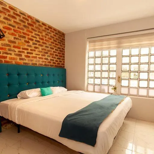 Apartasuites Bogota Manzini